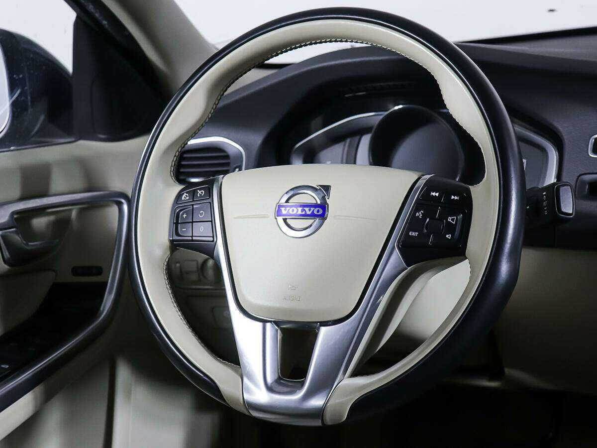 Volvo S60, 2014 Фото №15