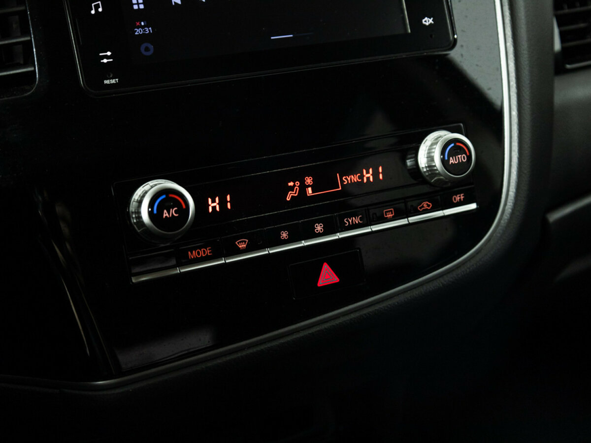 Mitsubishi Outlander III Рестайлинг 3, 2020 Фото №14