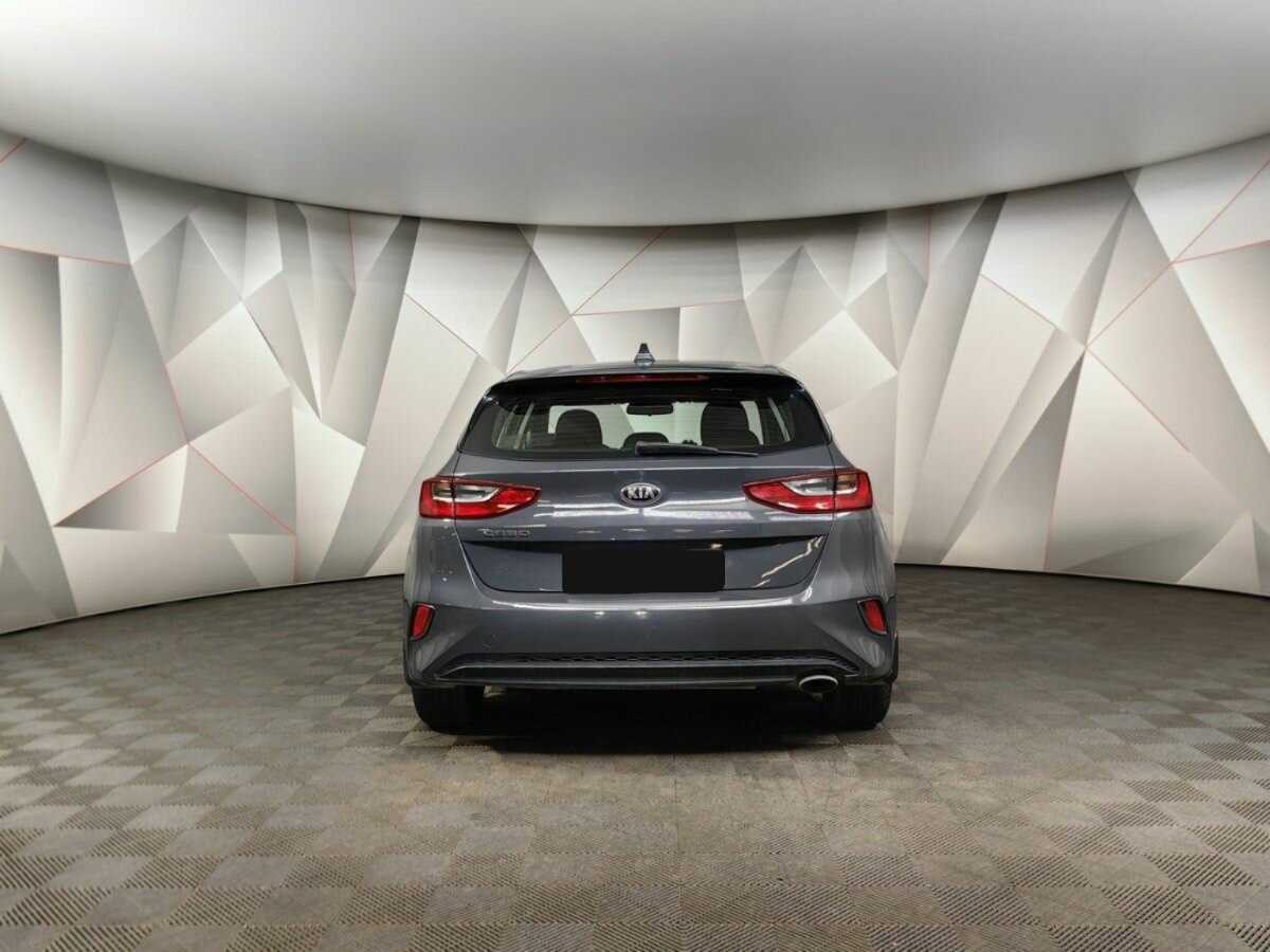 Kia Ceed, 2018 Фото №8