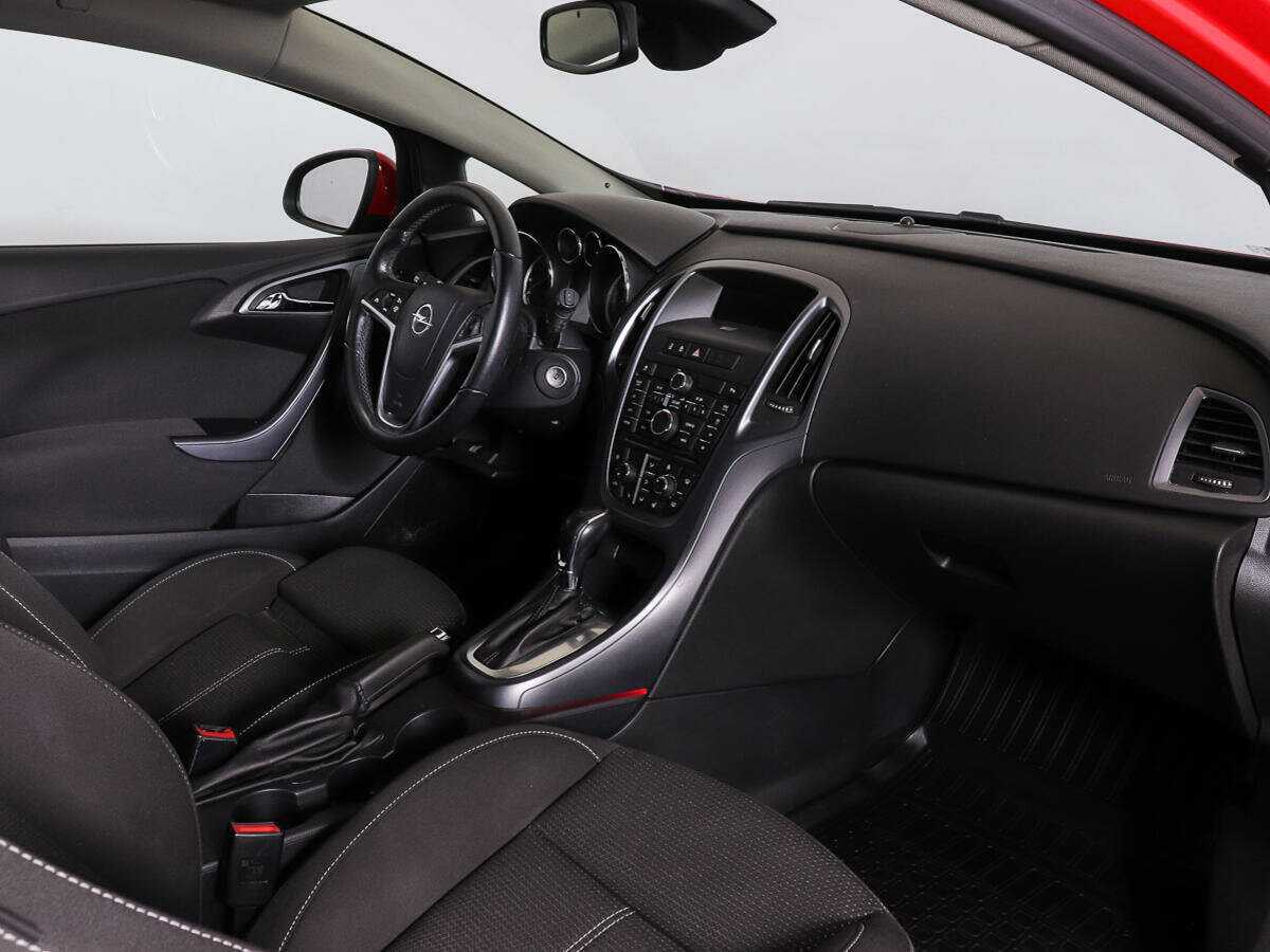 Opel Astra GTC, 2012 Фото №8