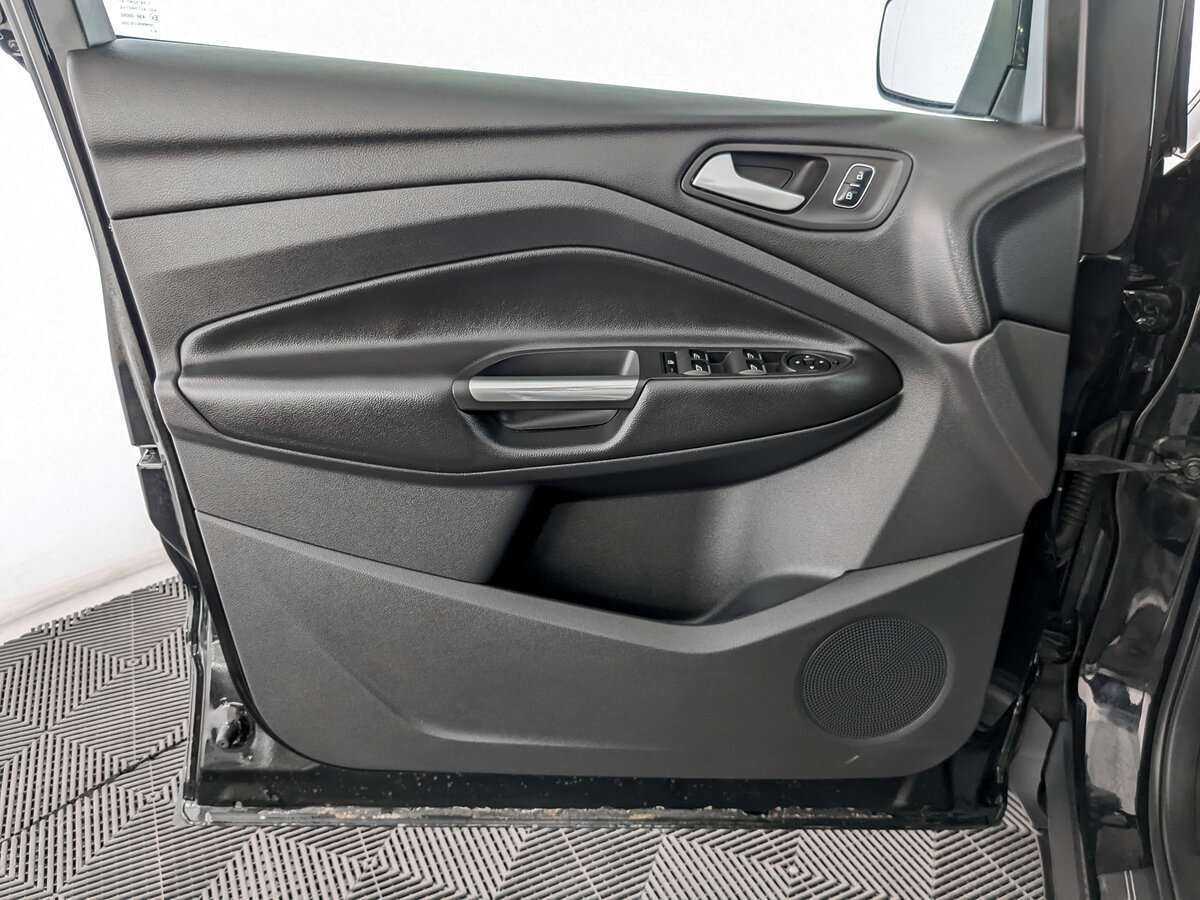 Ford Kuga, 2016 Фото №19