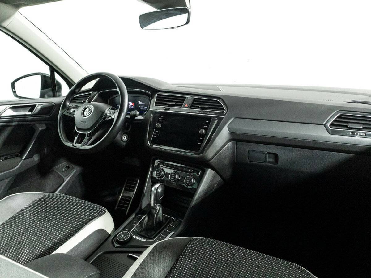 Volkswagen Tiguan, 2019 Фото №9