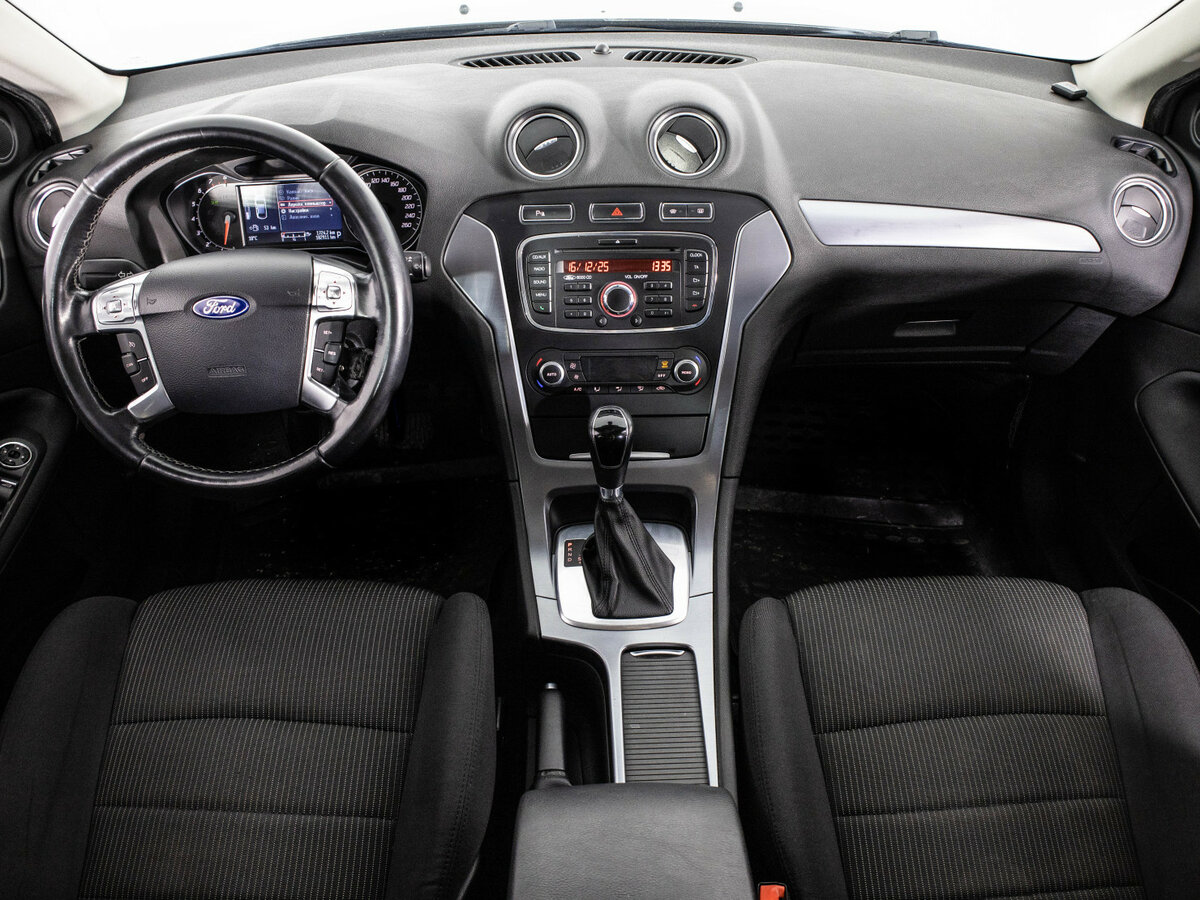 Ford Mondeo IV Рестайлинг, 2014 Фото №8