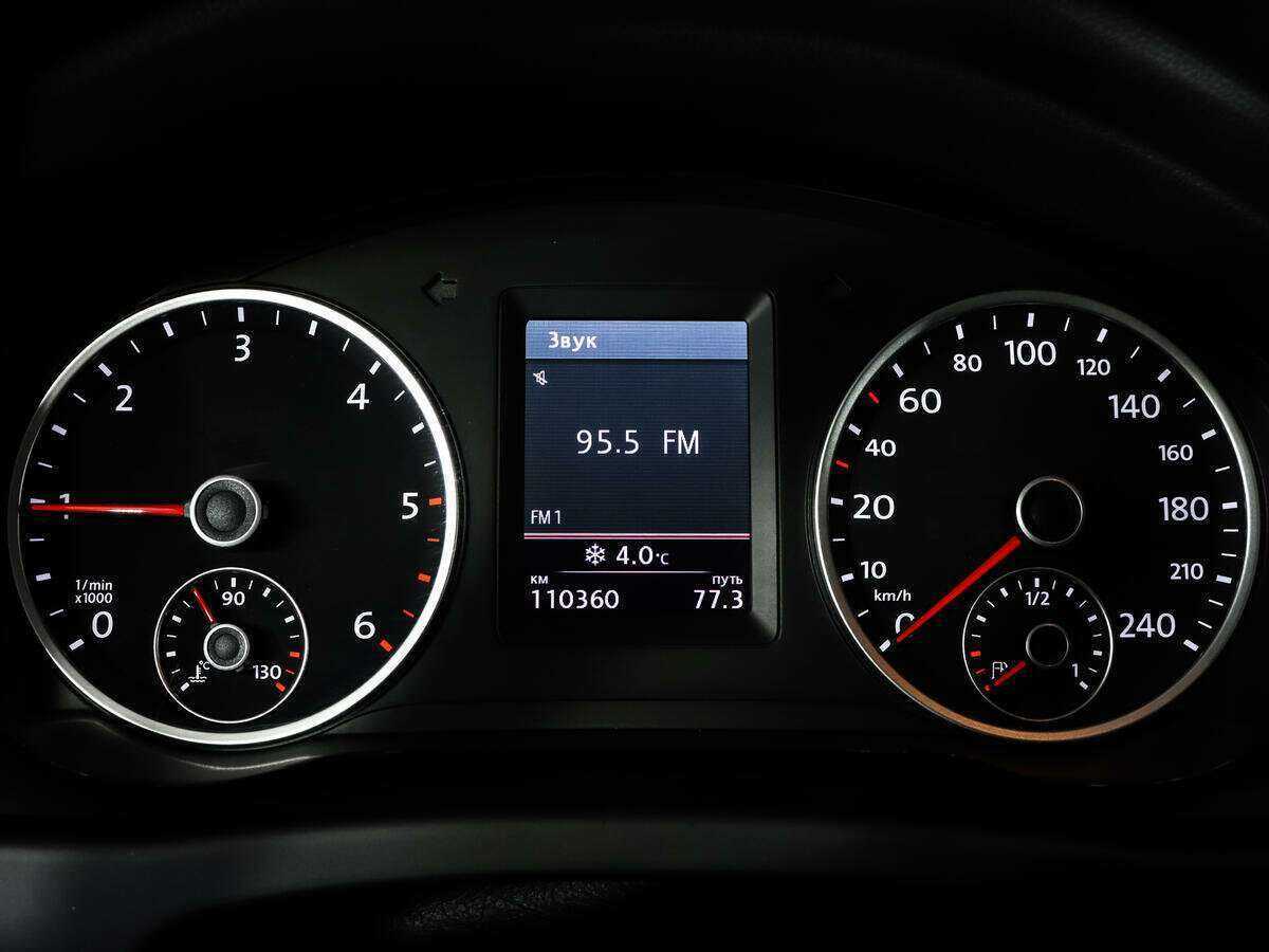 Volkswagen Tiguan, 2012 Фото №18