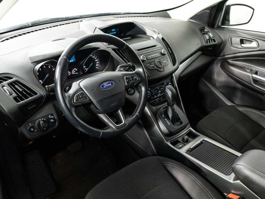 Ford Kuga, 2018 Фото №11