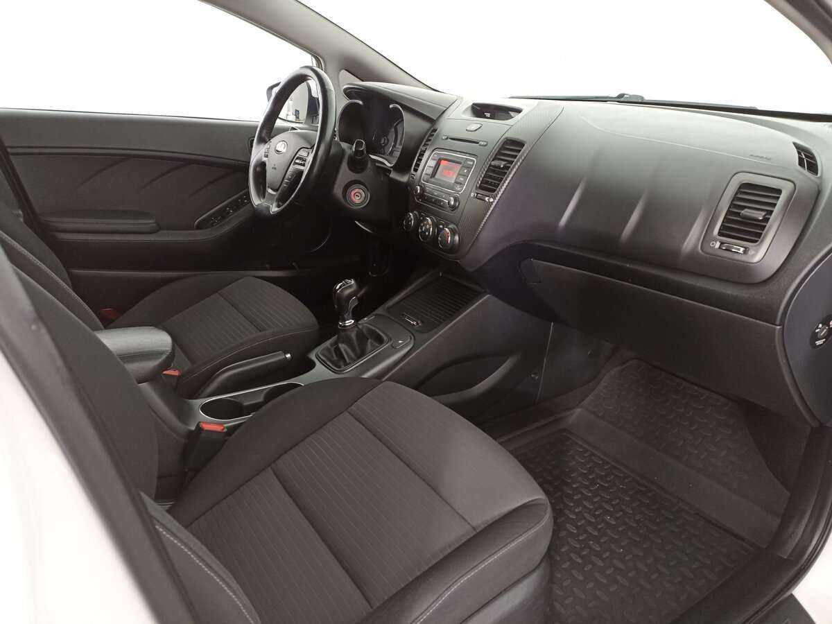 Kia Cerato, 2016 Фото №9