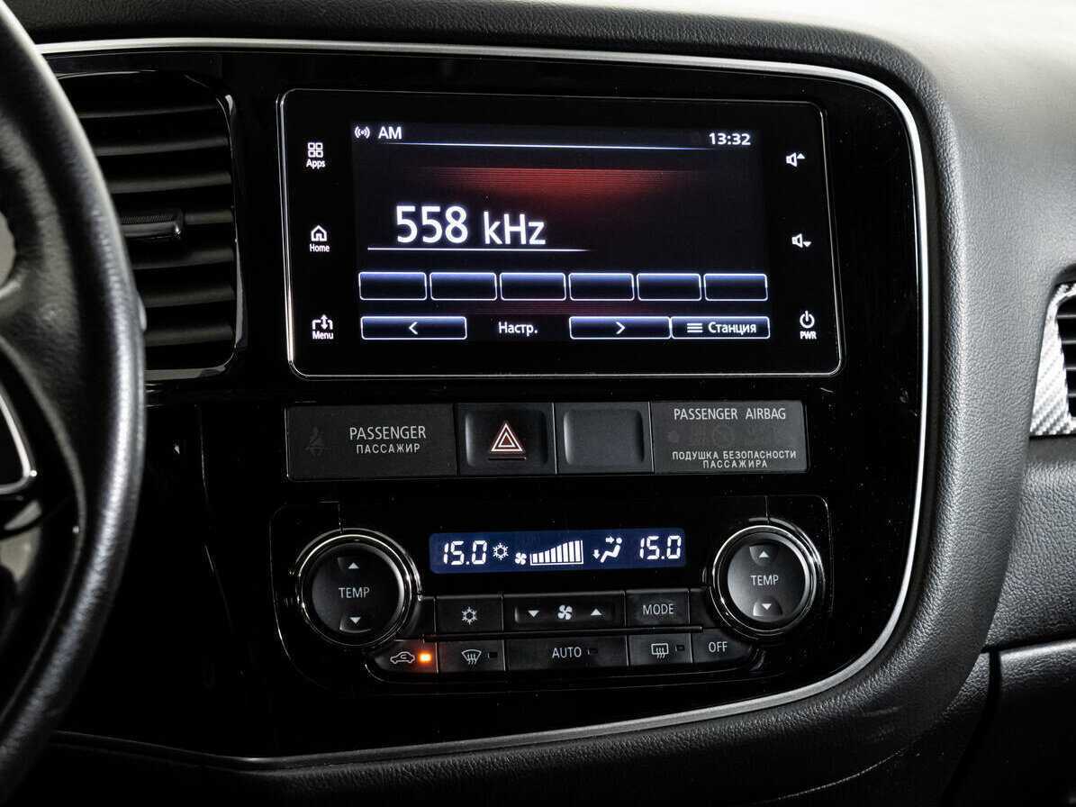 Mitsubishi Outlander, 2018 Фото №12