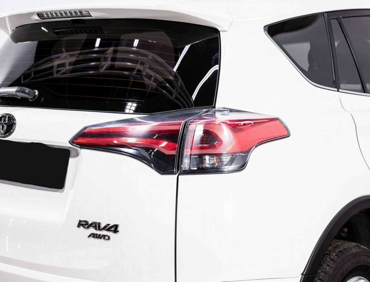 Toyota RAV4, 2017 Фото №28