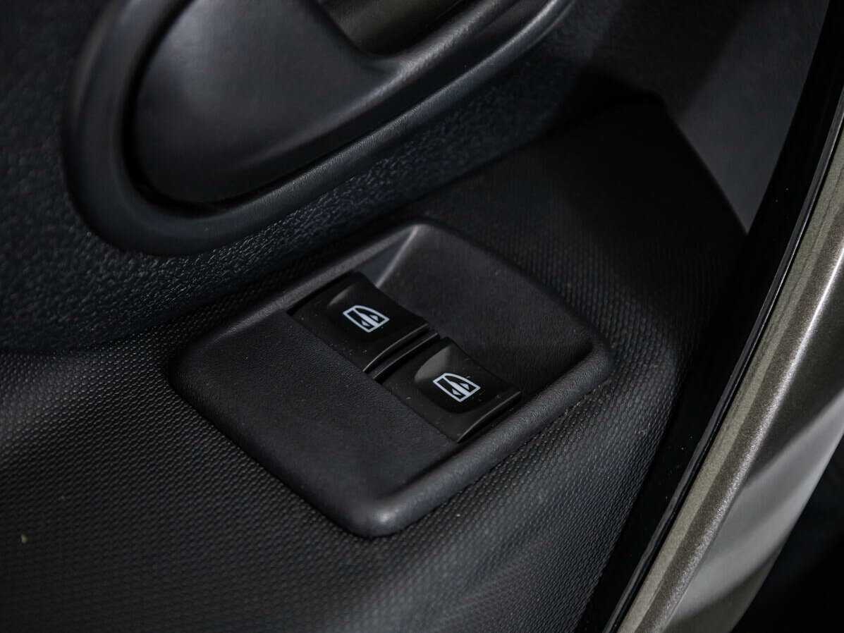 Renault Logan, 2019 Фото №14