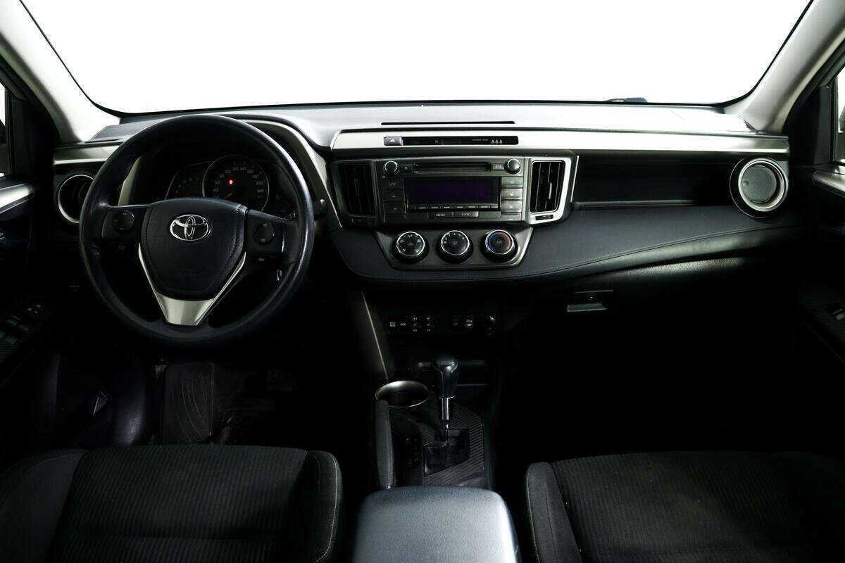 Toyota RAV4, 2015 Фото №10