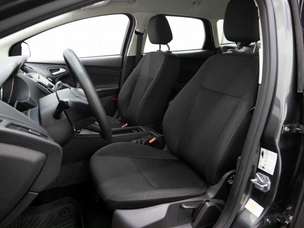 Ford Focus, 2019 Фото №8