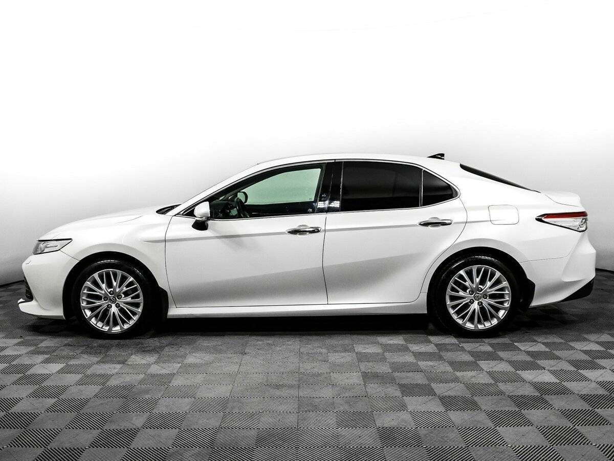Toyota Camry, 2019 Фото №8