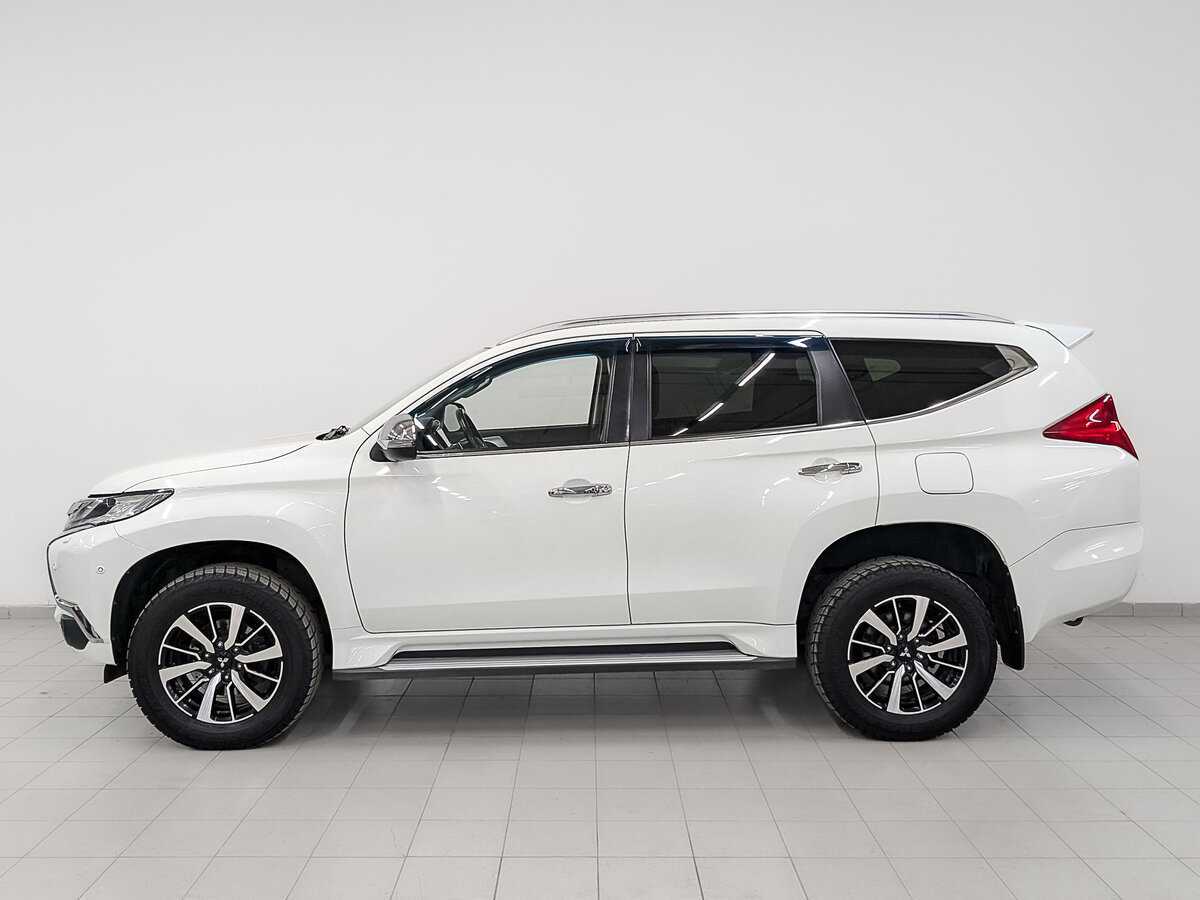 Mitsubishi Pajero Sport, 2017 Фото №8