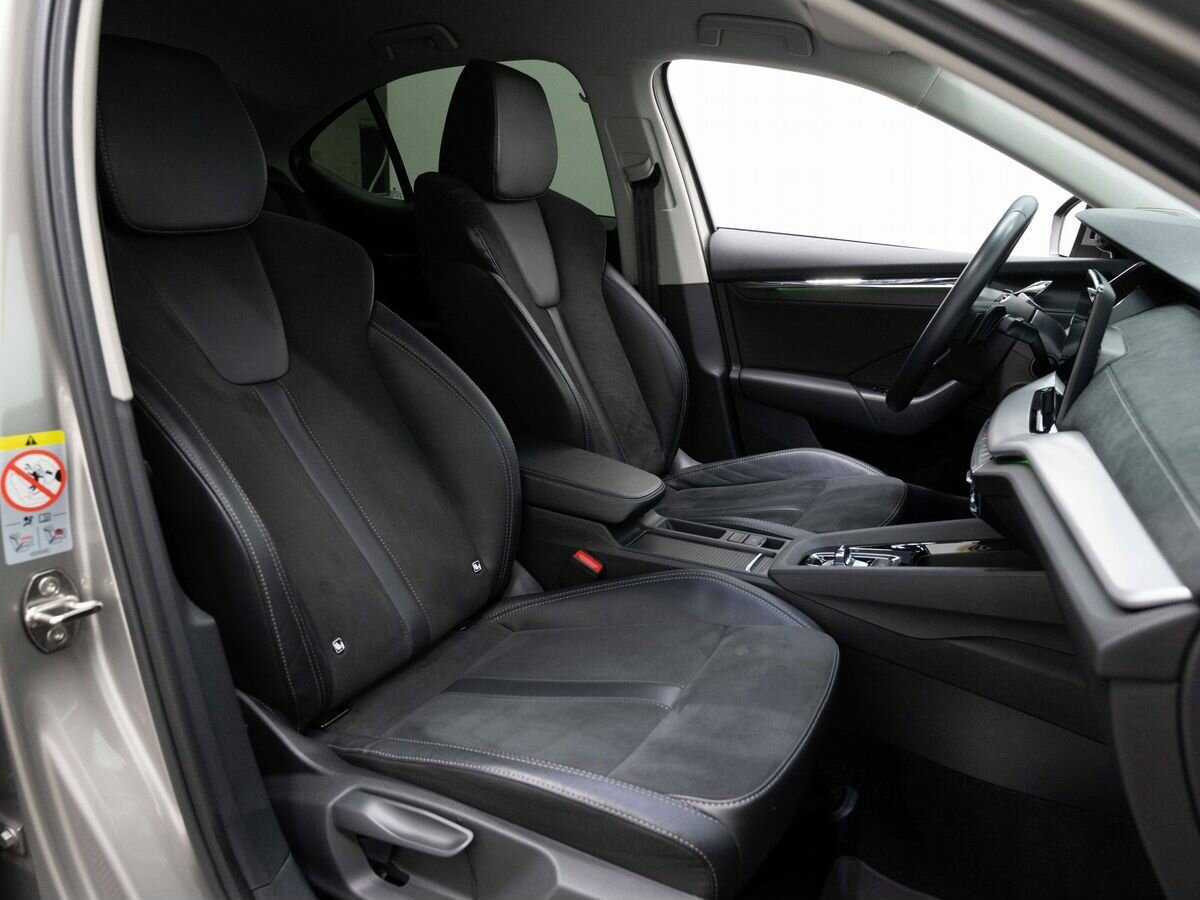 Skoda Octavia, 2021 Фото №14