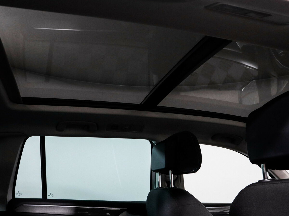 Volkswagen Tiguan II, 2020 Фото №13