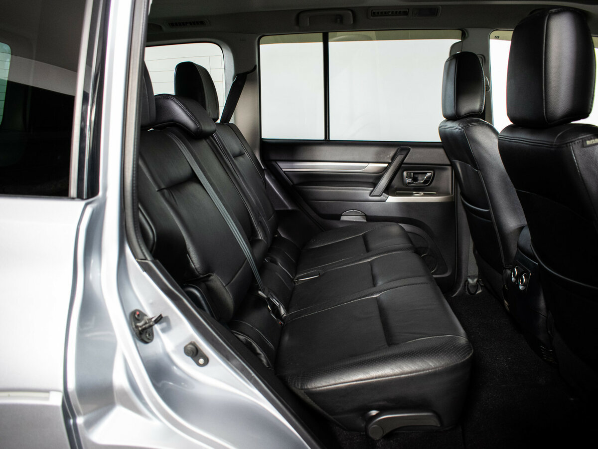 Mitsubishi Pajero IV Рестайлинг 1, 2012 Фото №9