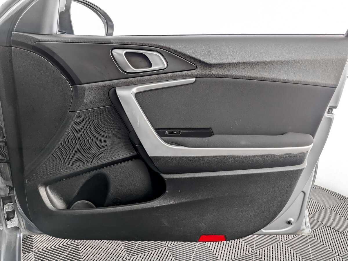 Kia Ceed, 2021 Фото №20