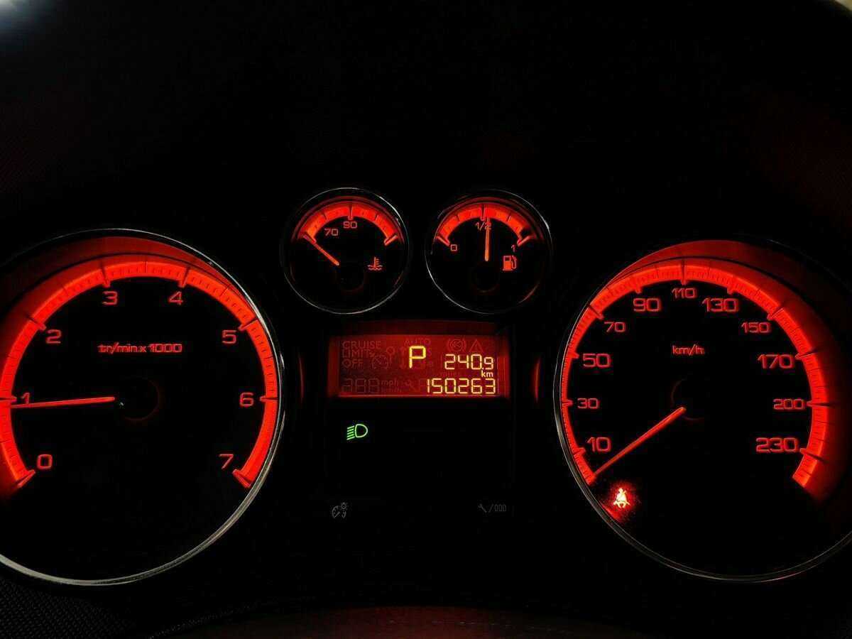 Peugeot 408, 2013 Фото №16