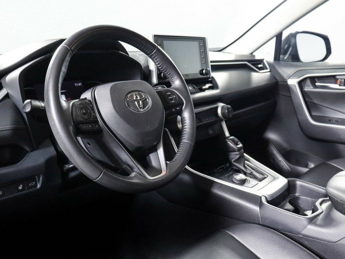 Toyota RAV4, 2020 Фото №11