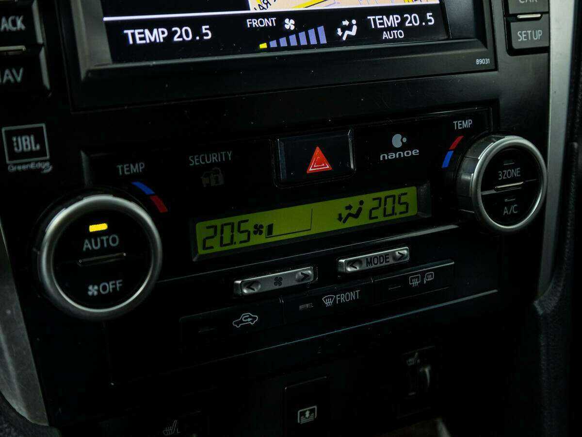 Toyota Camry, 2013 Фото №16