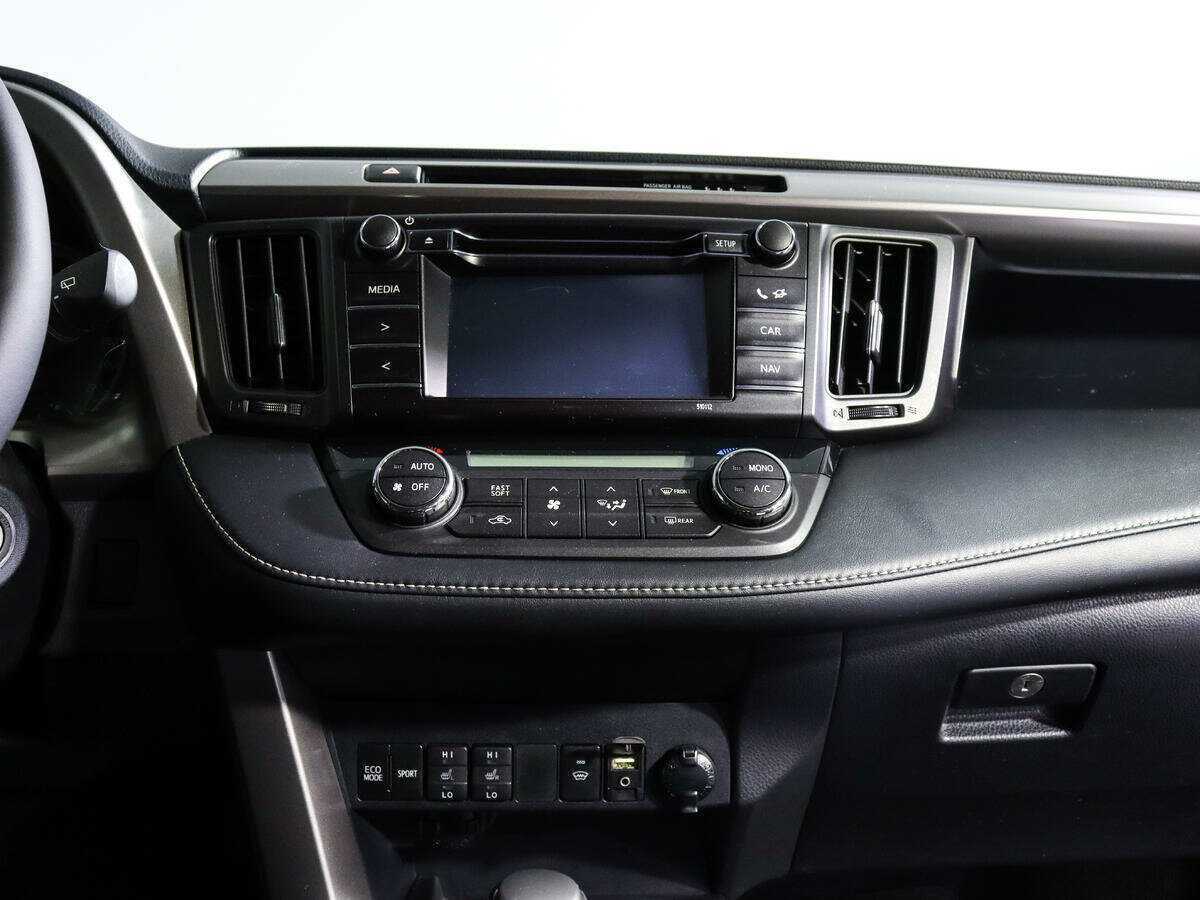 Toyota RAV4, 2016 Фото №13