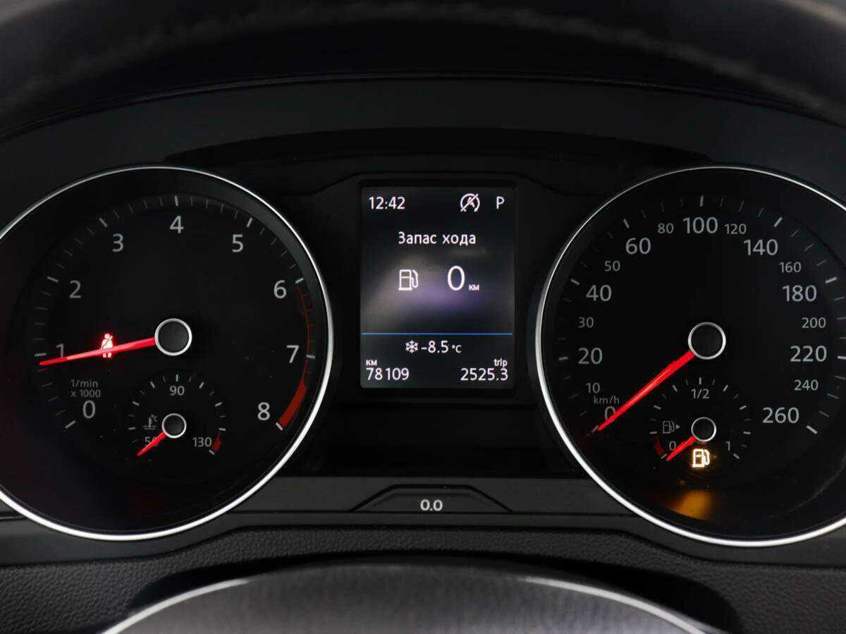 Volkswagen Passat, 2016 Фото №12