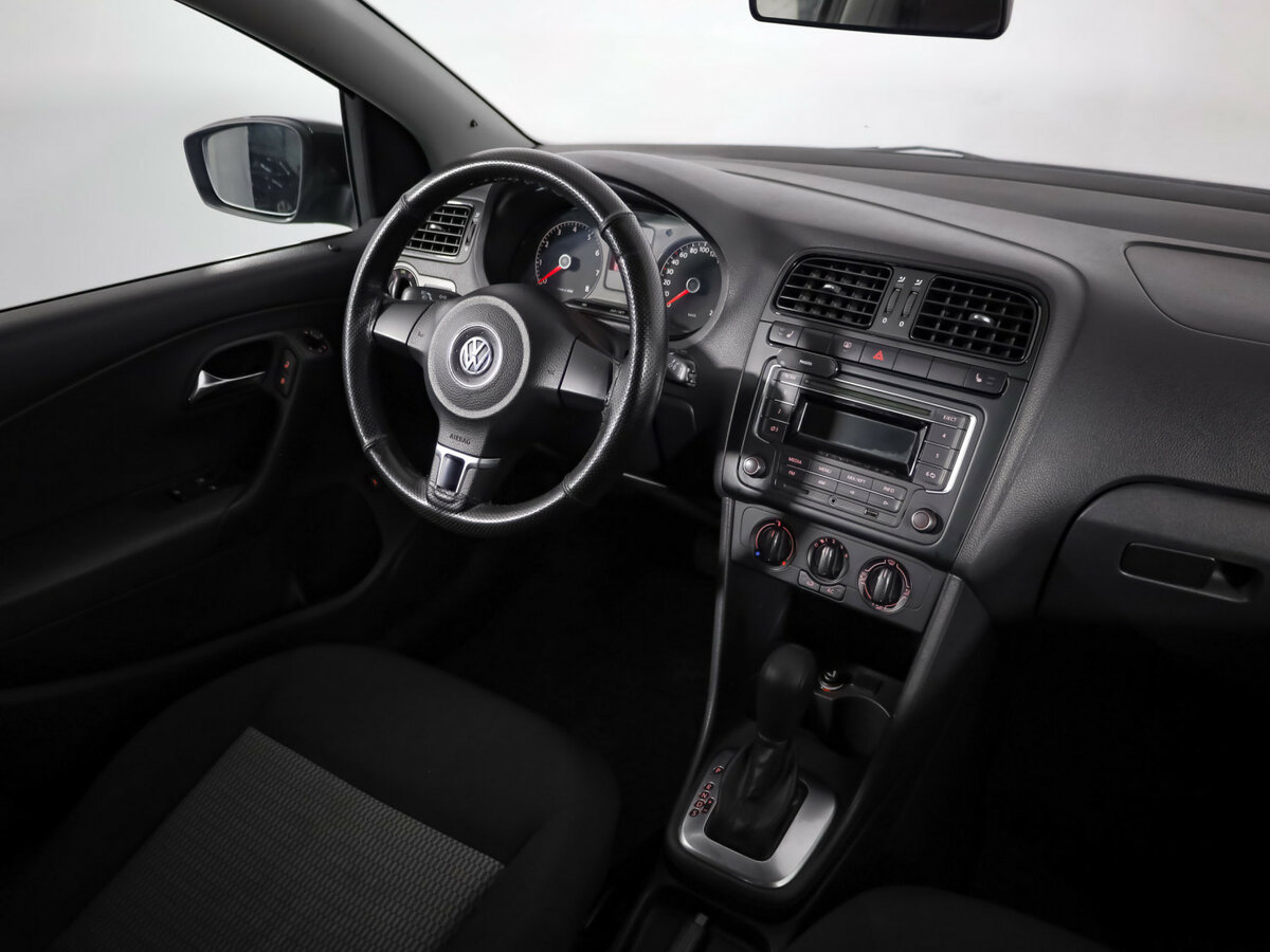 Volkswagen Polo V, 2013 Фото №7