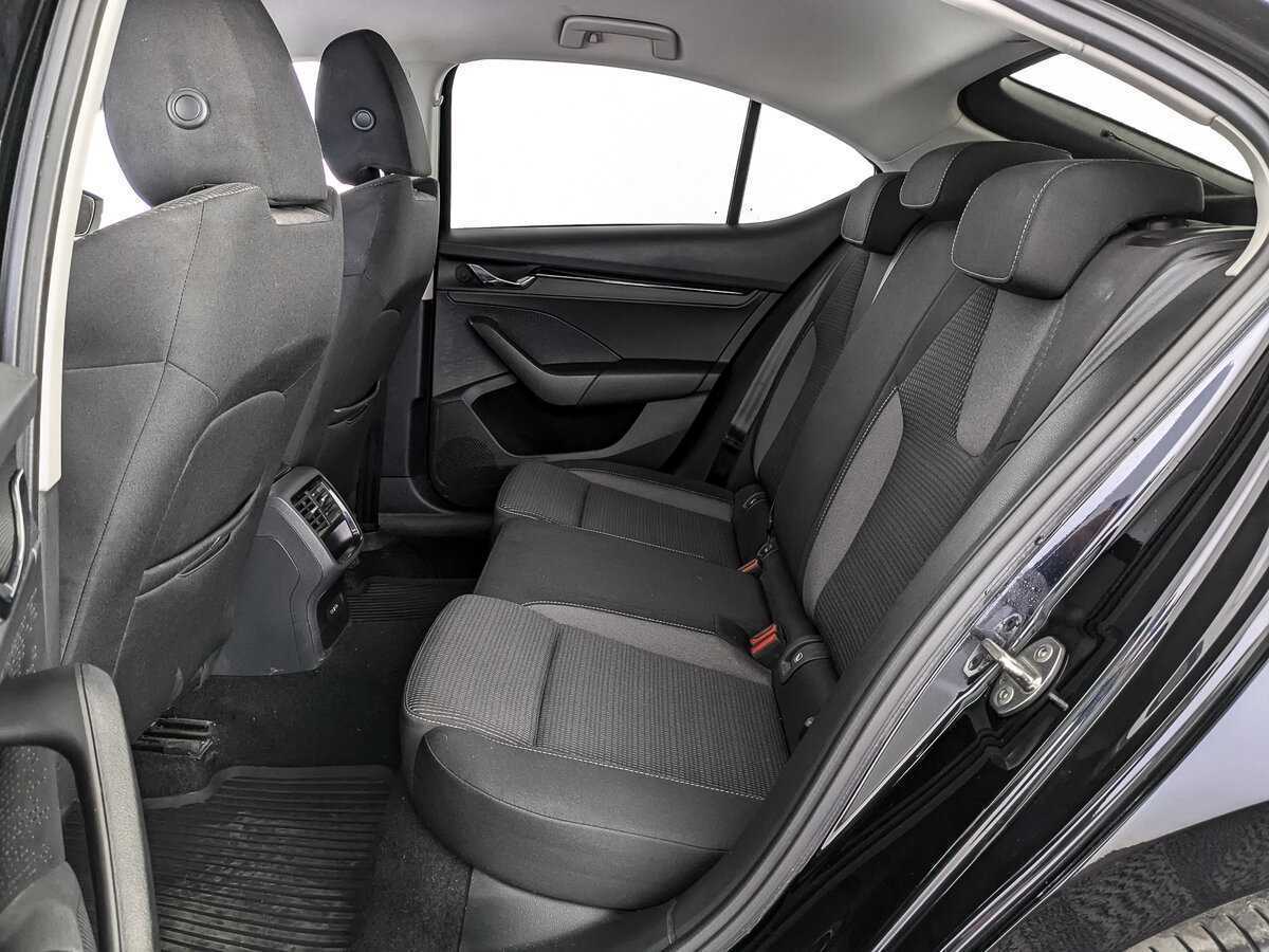 Skoda Octavia, 2021 Фото №10