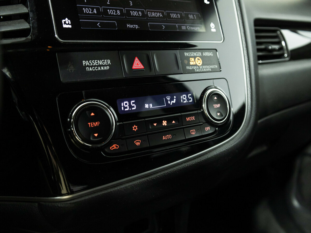 Mitsubishi Outlander III Рестайлинг 2, 2017 Фото №15
