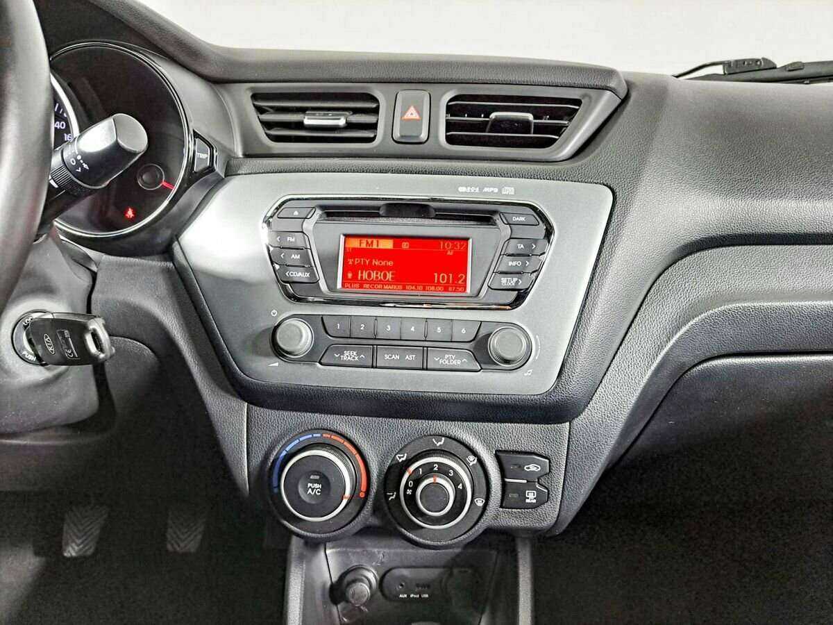 Kia Rio 5-speed, 2014 Фото №13