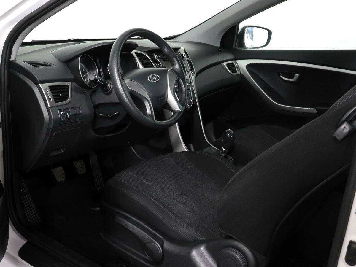 Hyundai i30, 2014 Фото №8