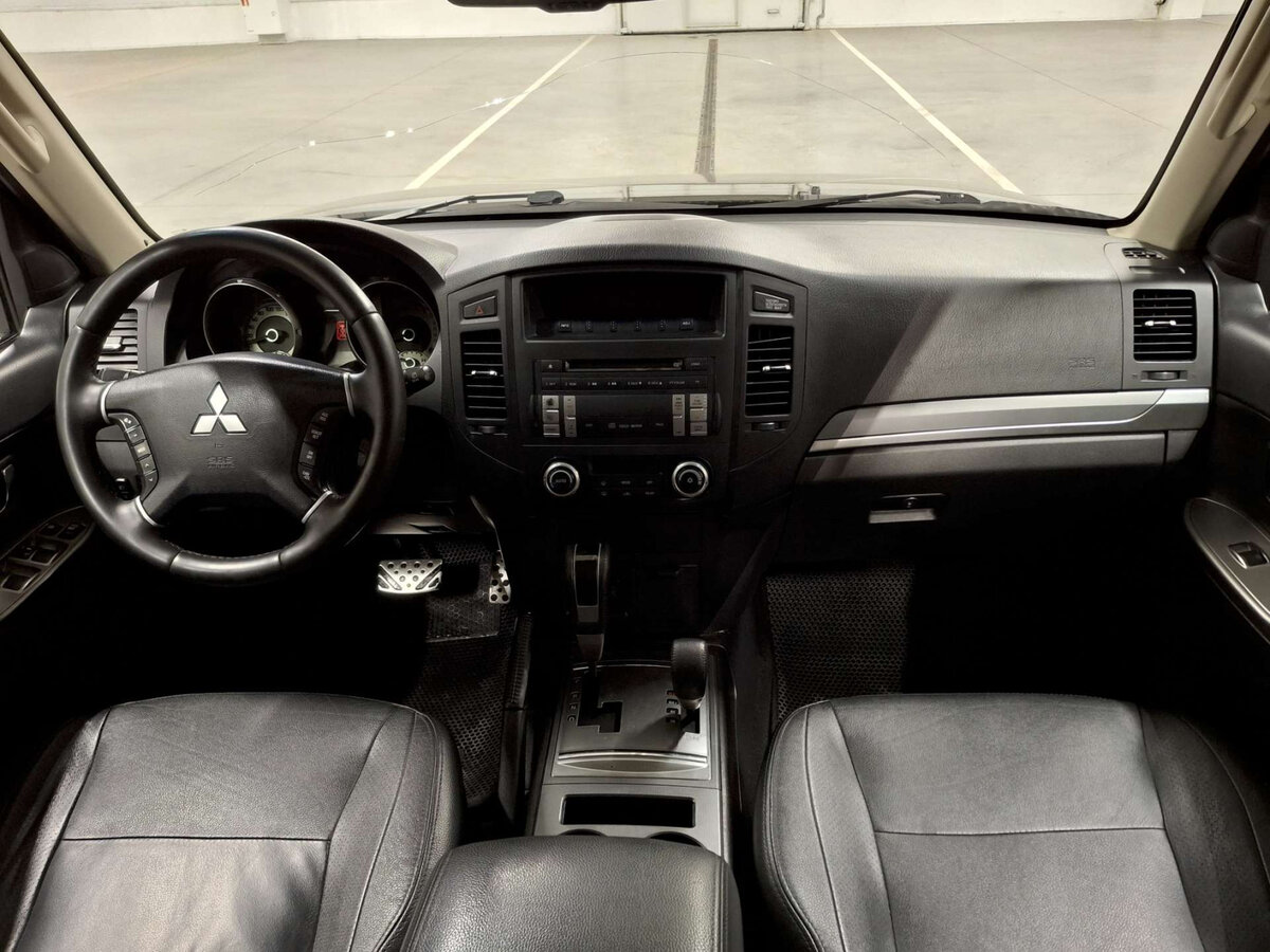 Mitsubishi Pajero IV Рестайлинг 1, 2012 Фото №14