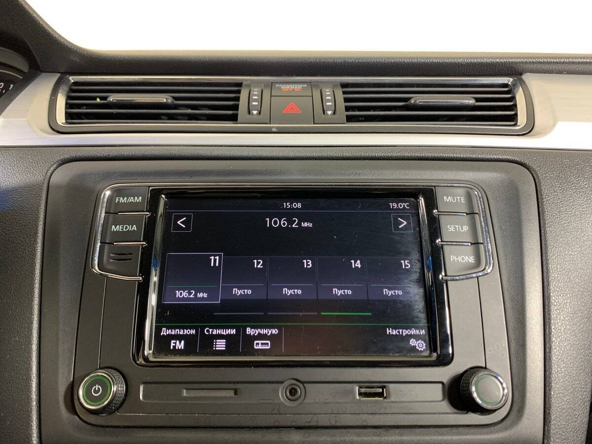 Skoda Rapid, 2015 Фото №15