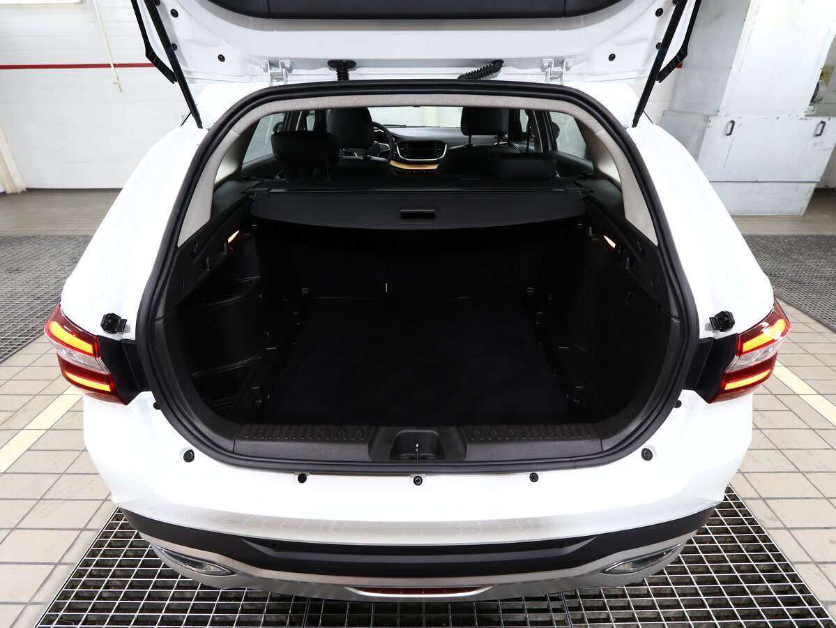 Lada (ВАЗ) Vesta SW Cross, 2023 Фото №6