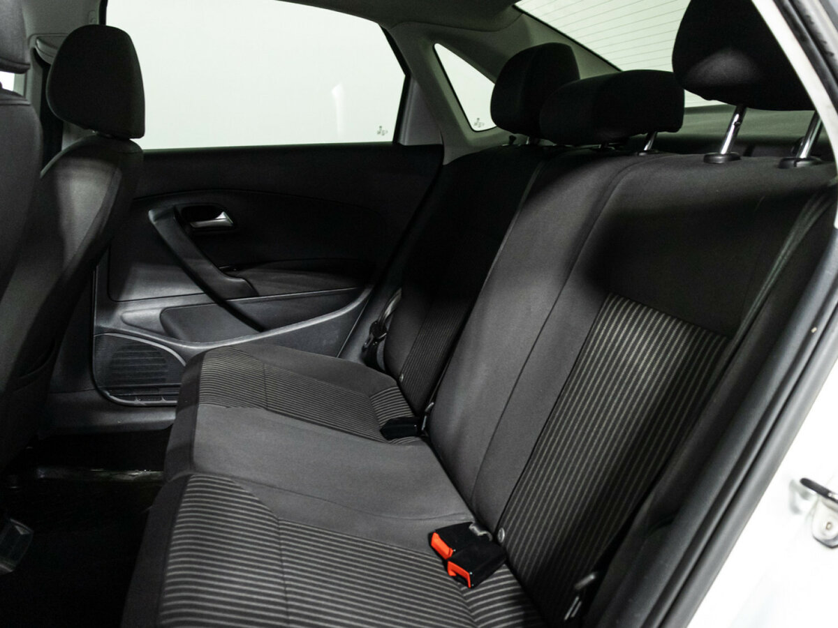 Volkswagen Polo V, 2013 Фото №10