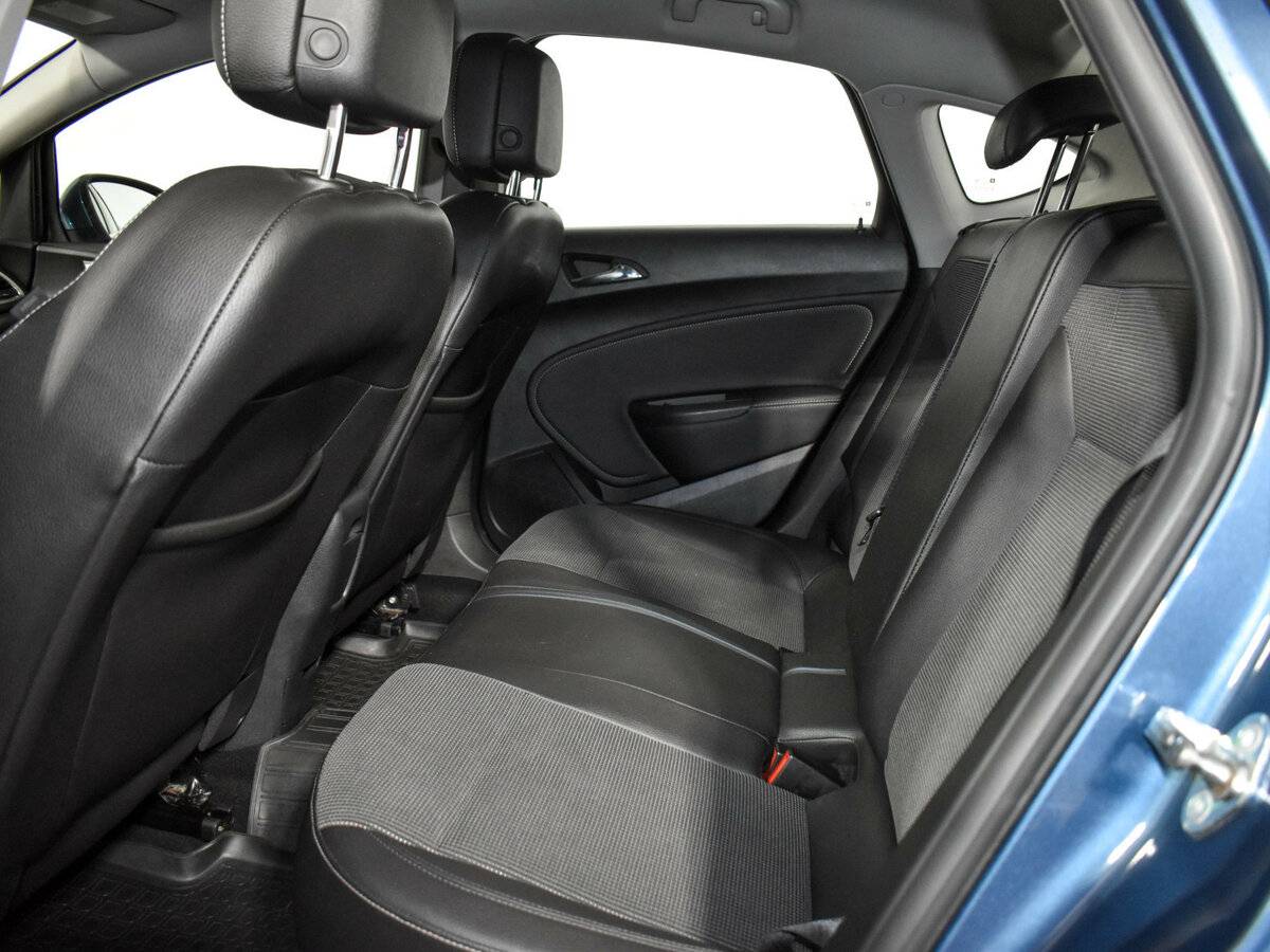 Opel Astra J Рестайлинг, 2013 Фото №9