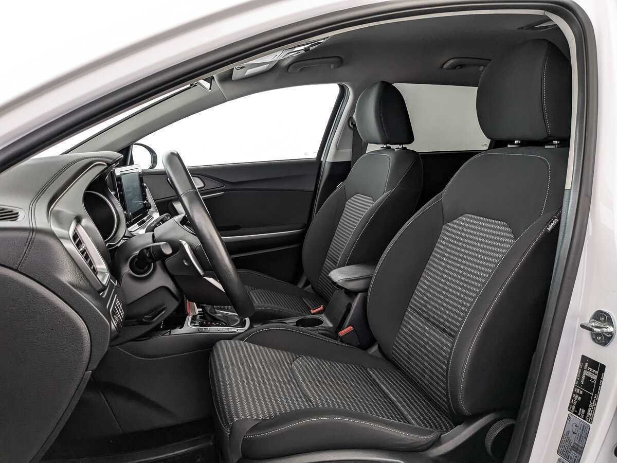Kia Ceed, 2022 Фото №16