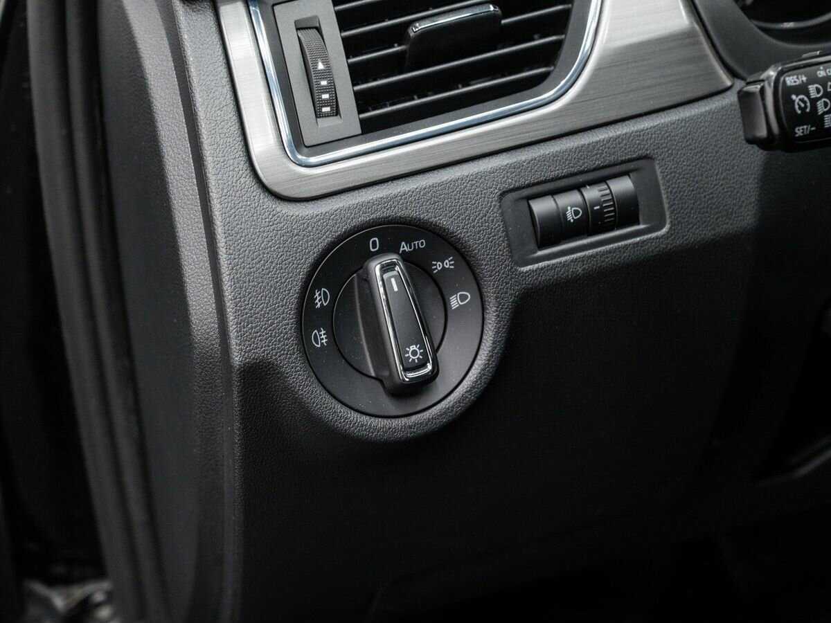 Skoda Rapid, 2018 Фото №15