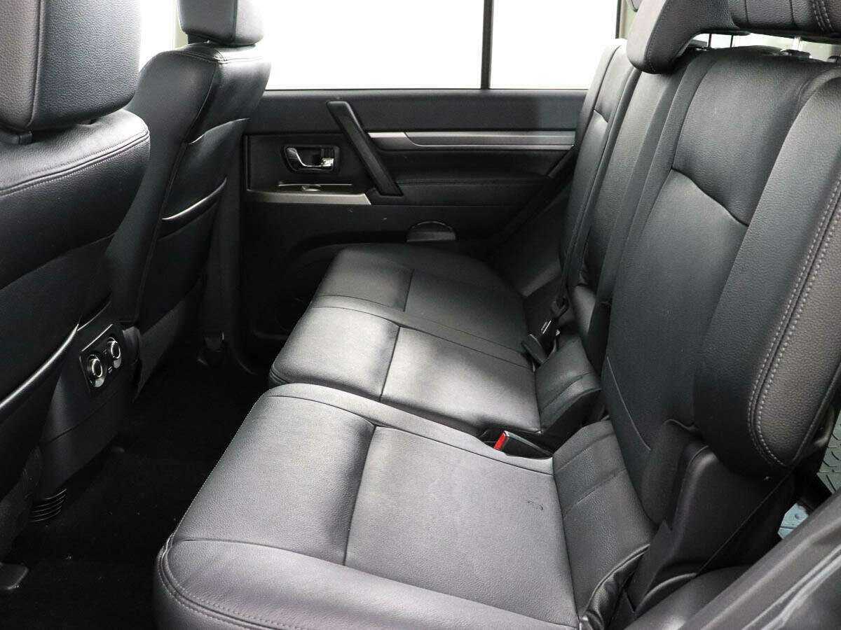 Mitsubishi Pajero, 2018 Фото №9