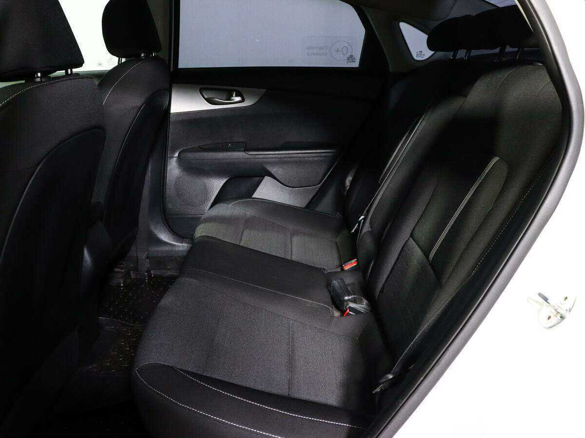 Kia Cerato, 2019 Фото №8