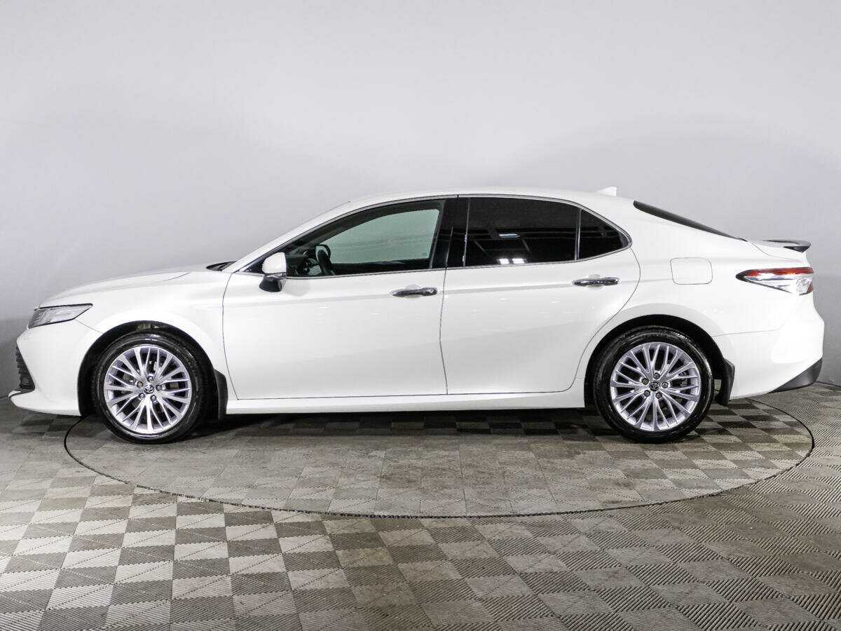 Toyota Camry, 2020 Фото №8