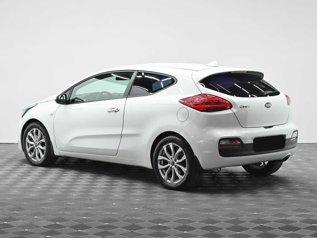 Kia Ceed, 2017 Фото №4
