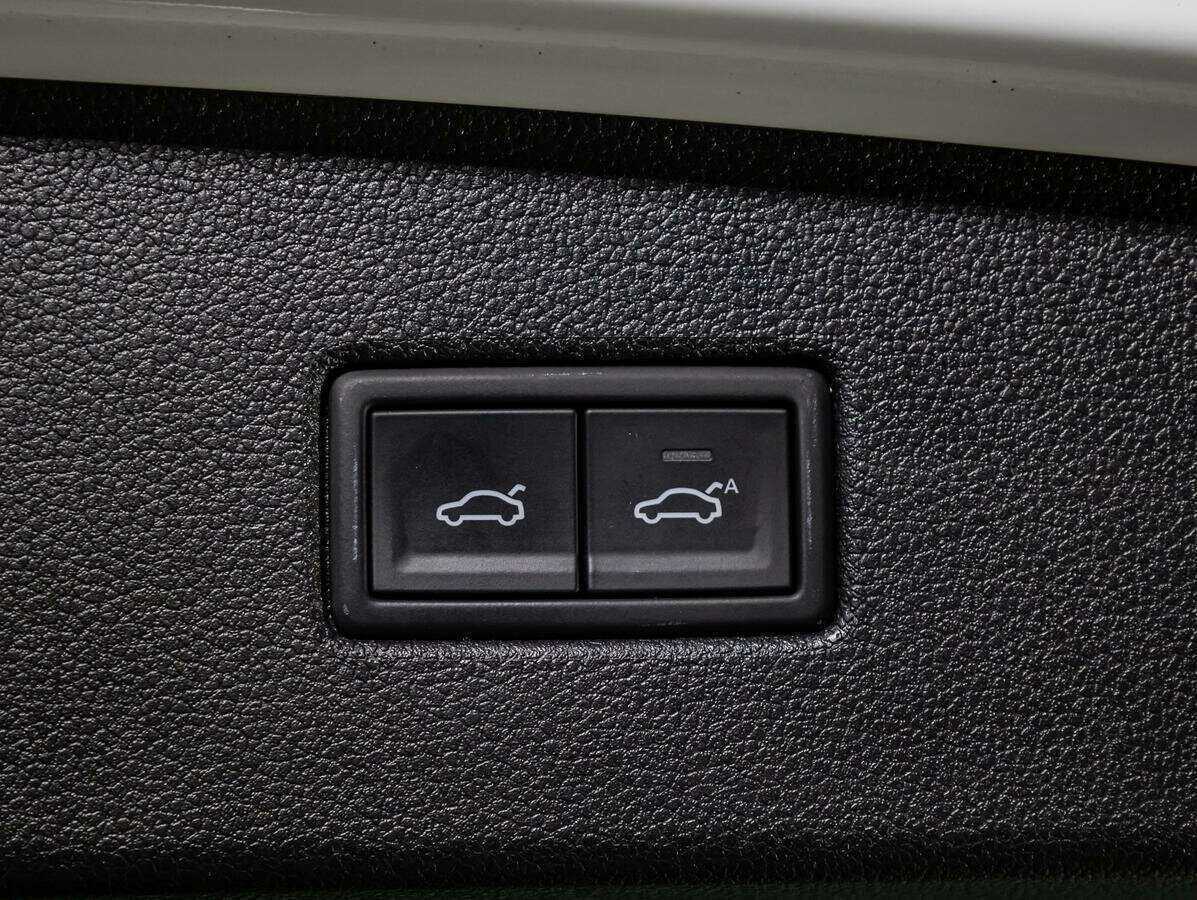 Volkswagen Tiguan, 2021 Фото №17