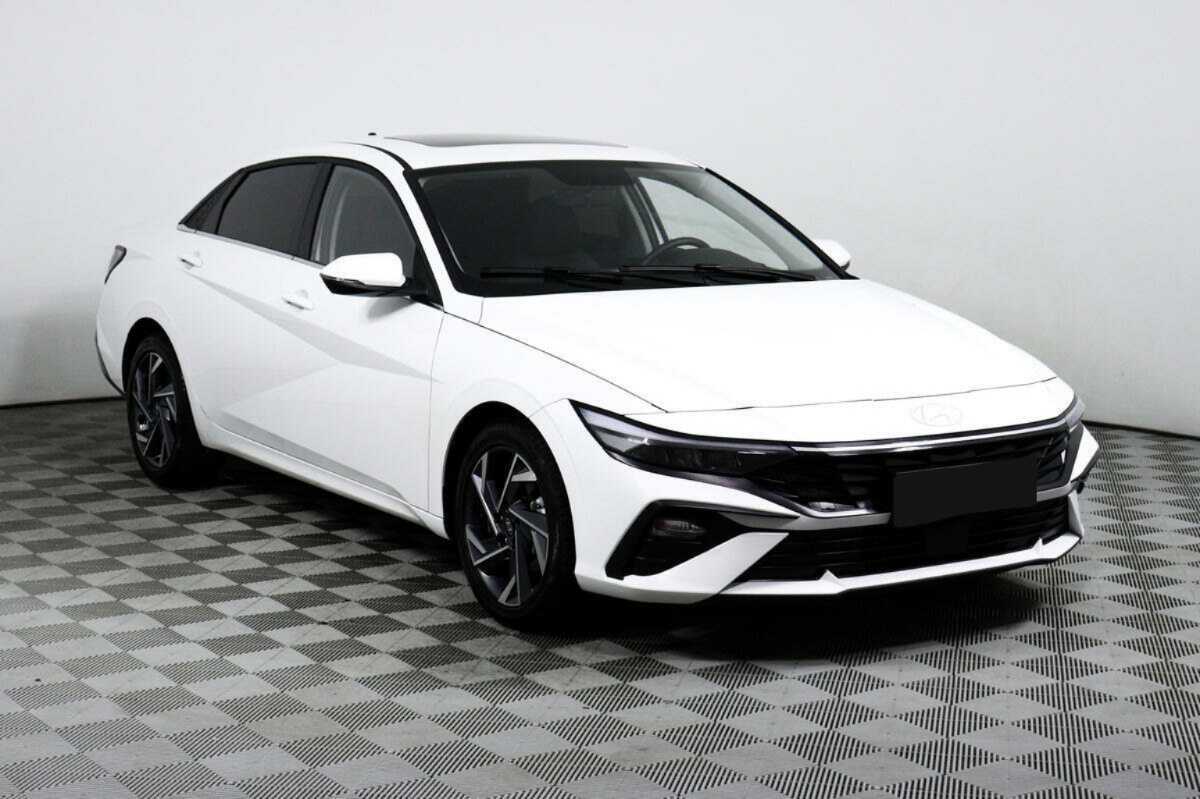 Hyundai Elantra, 2023 Фото №3