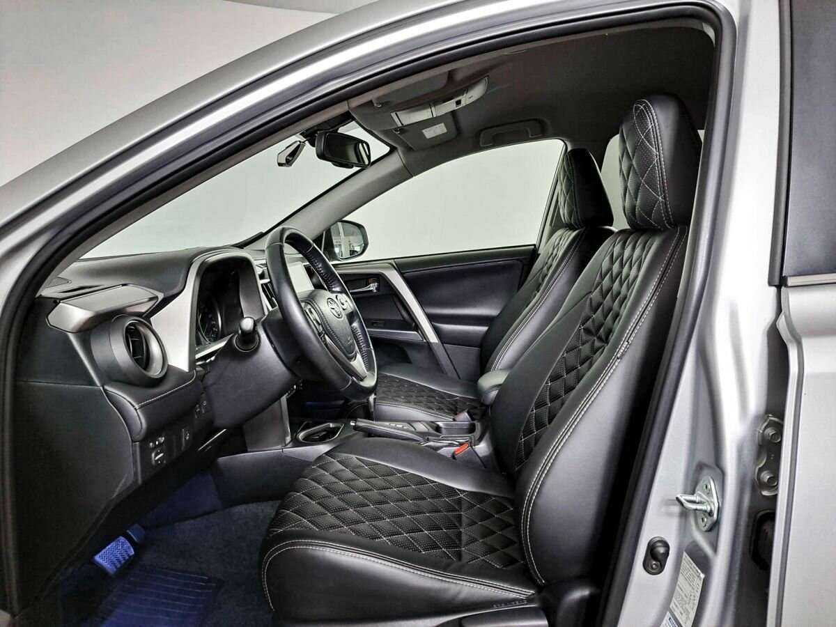 Toyota RAV4, 2015 Фото №11