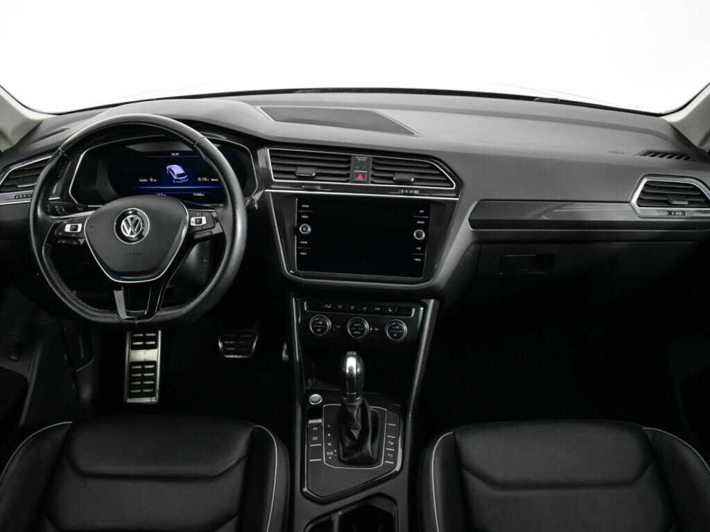 Volkswagen Tiguan, 2018 Фото №12