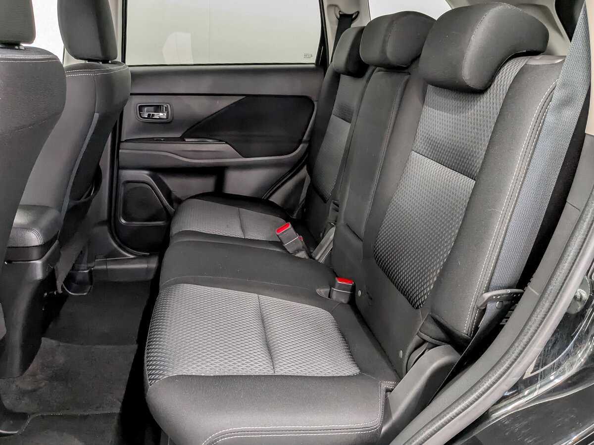 Mitsubishi Outlander, 2018 Фото №12