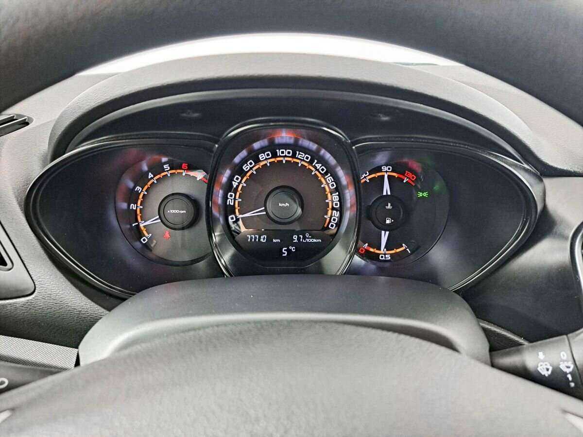 Lada (ВАЗ) Vesta SW, 2019 Фото №11