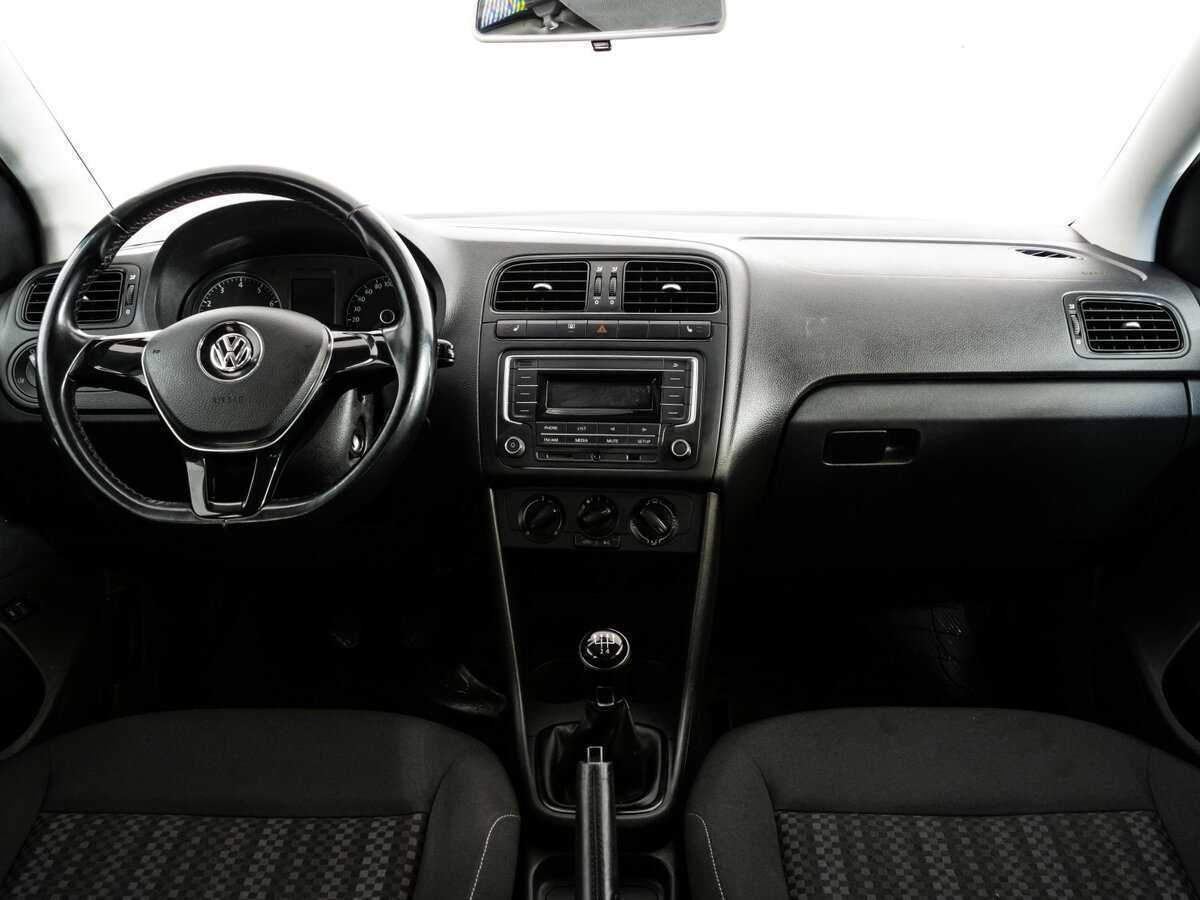 Volkswagen Polo, 2016 Фото №10