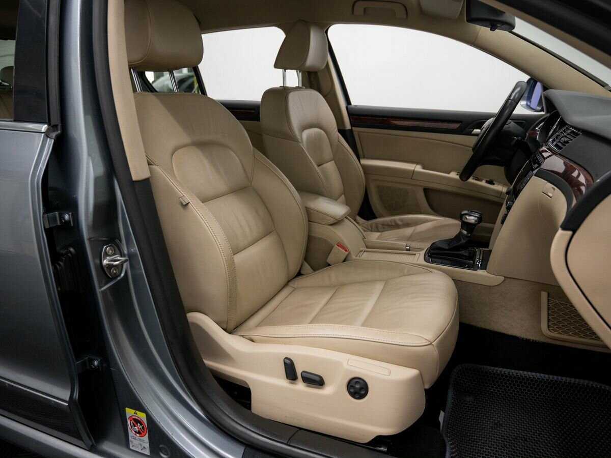 Skoda Superb, 2012 Фото №8